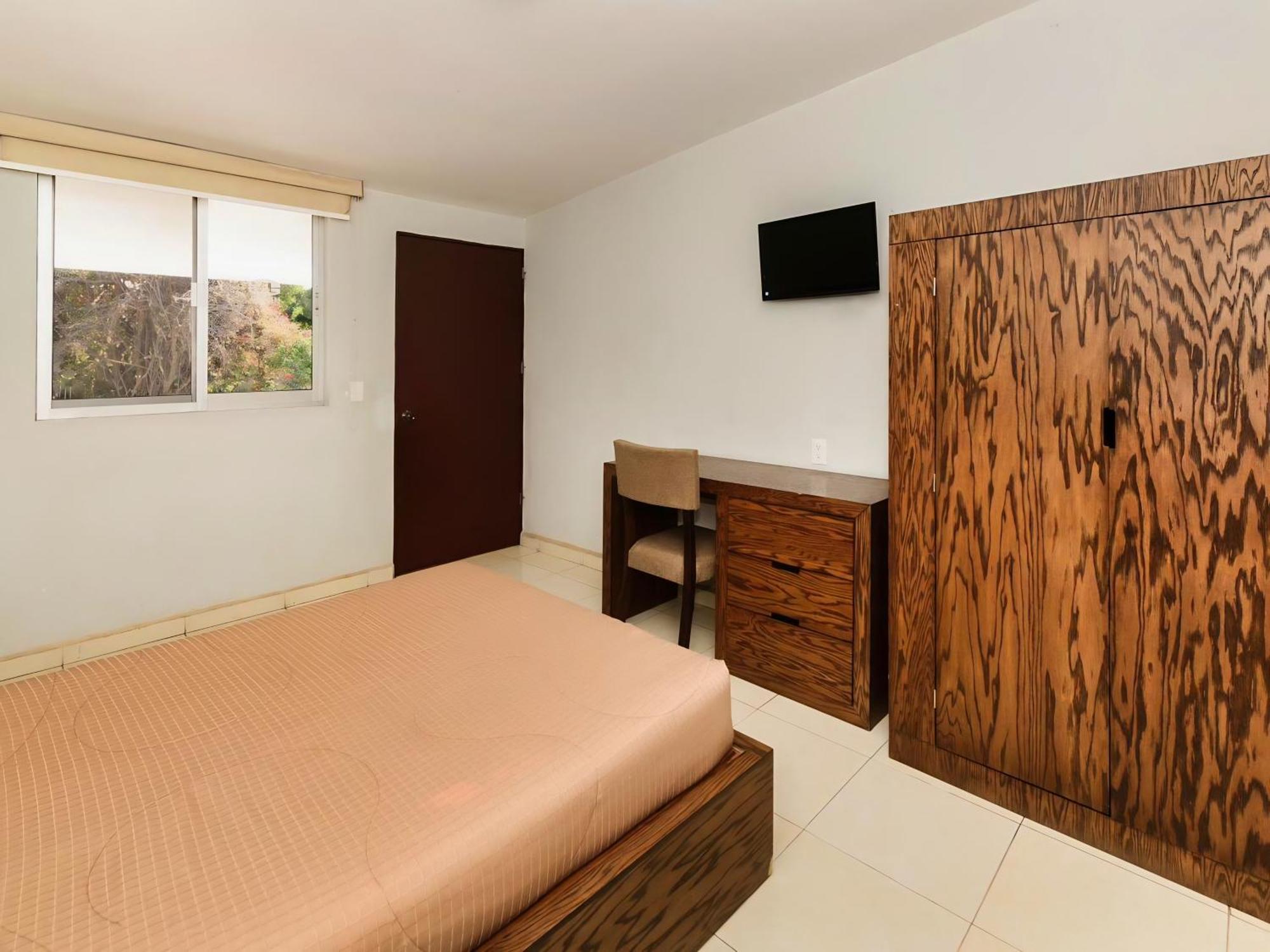 Hotel Jm Celaya  Bagian luar foto
